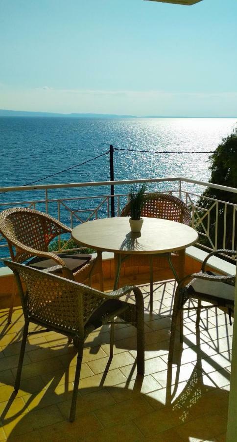 Anesis Seaview Apartment 2 Neos Marmaras Exterior foto